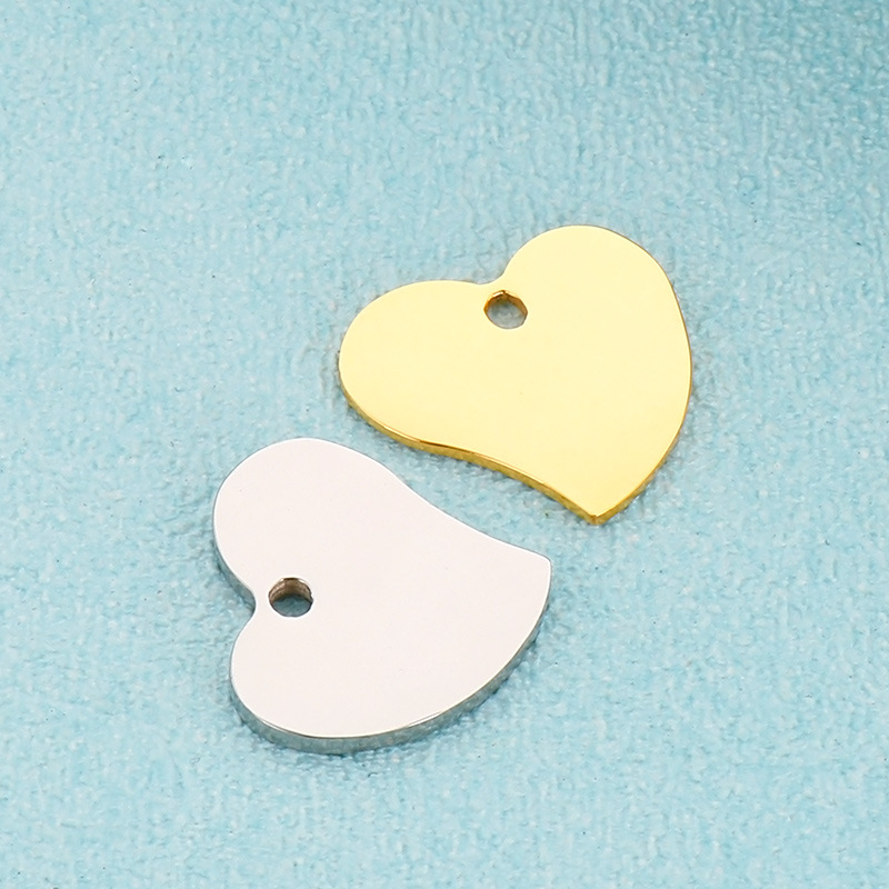 Simple Style Heart Shape Stainless Steel Plating Jewelry Accessories display picture 2