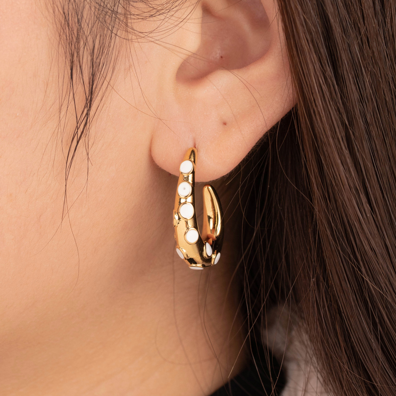 1 Pair French Style Simple Style Korean Style C Shape Butterfly Stainless Steel Zircon 18k Gold Plated Hoop Earrings Ear Studs display picture 4