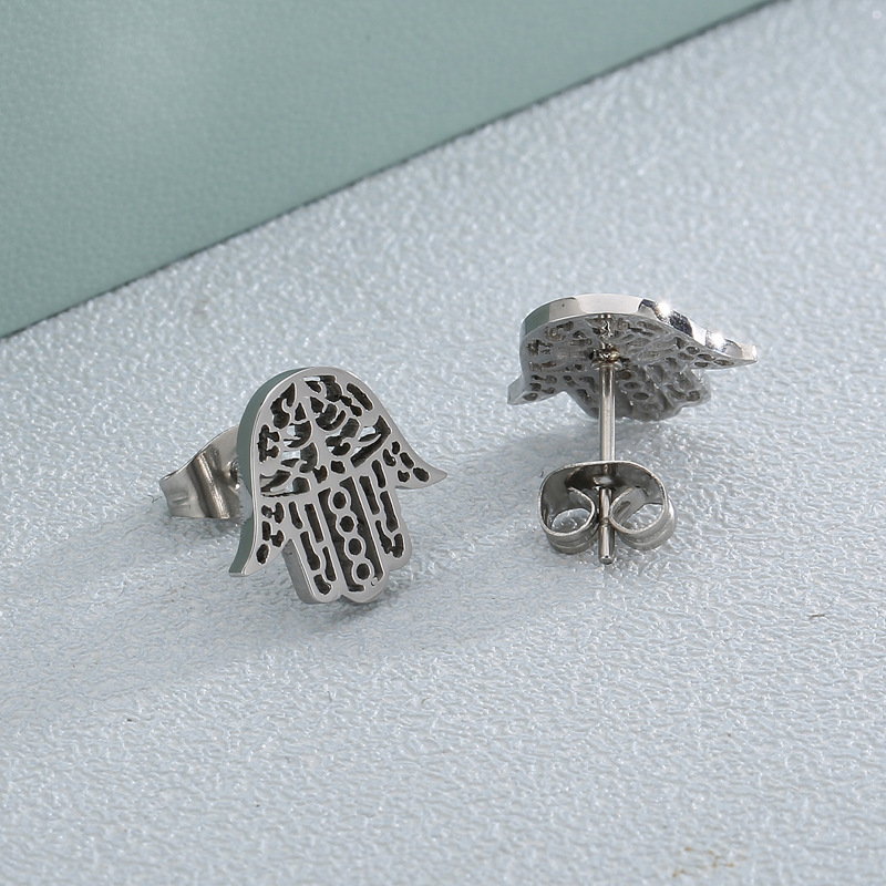 1 Pair Classic Style Hand Of Fatima Hollow Out Stainless Steel Ear Studs display picture 6