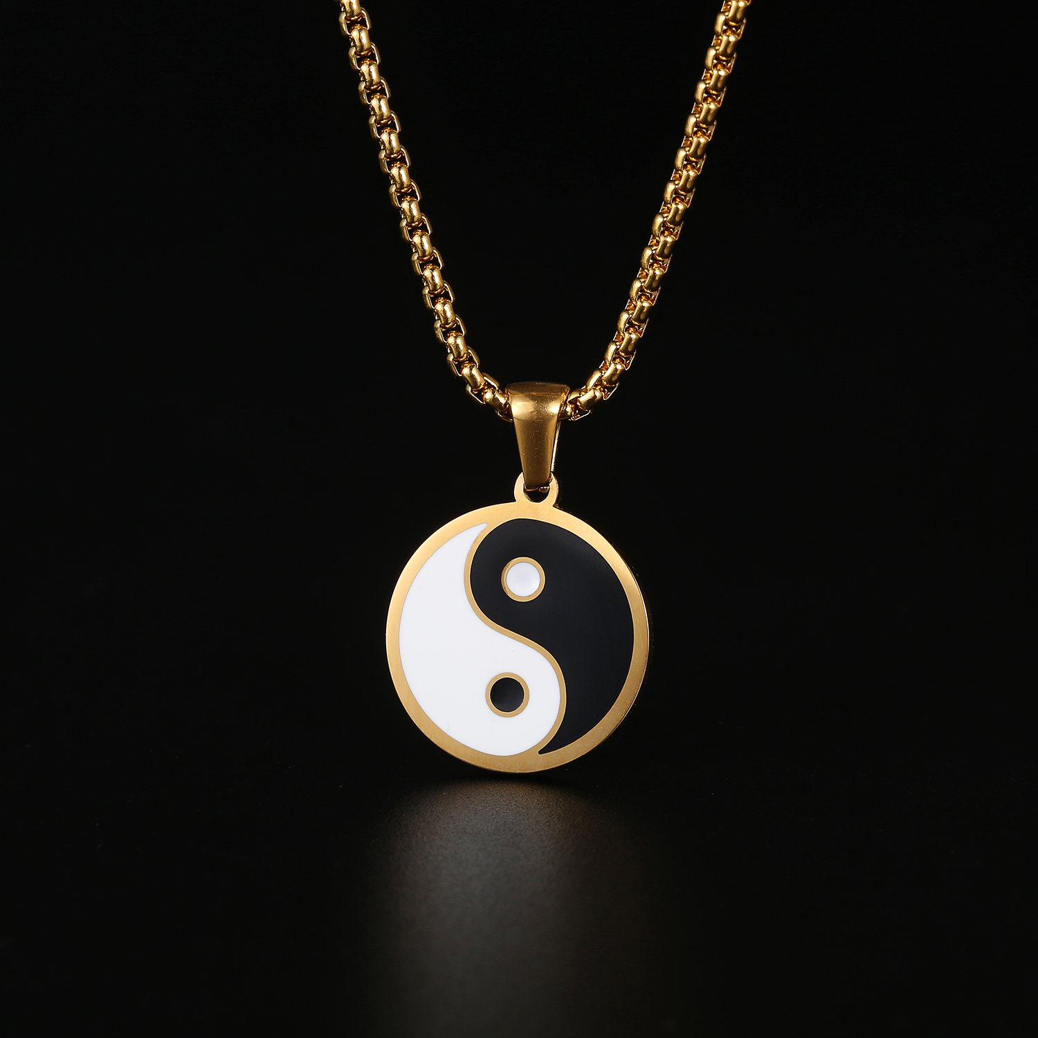 304 Stainless Steel 18K Gold Plated Vintage Style Simple Style Epoxy Plating Round Necklace display picture 1