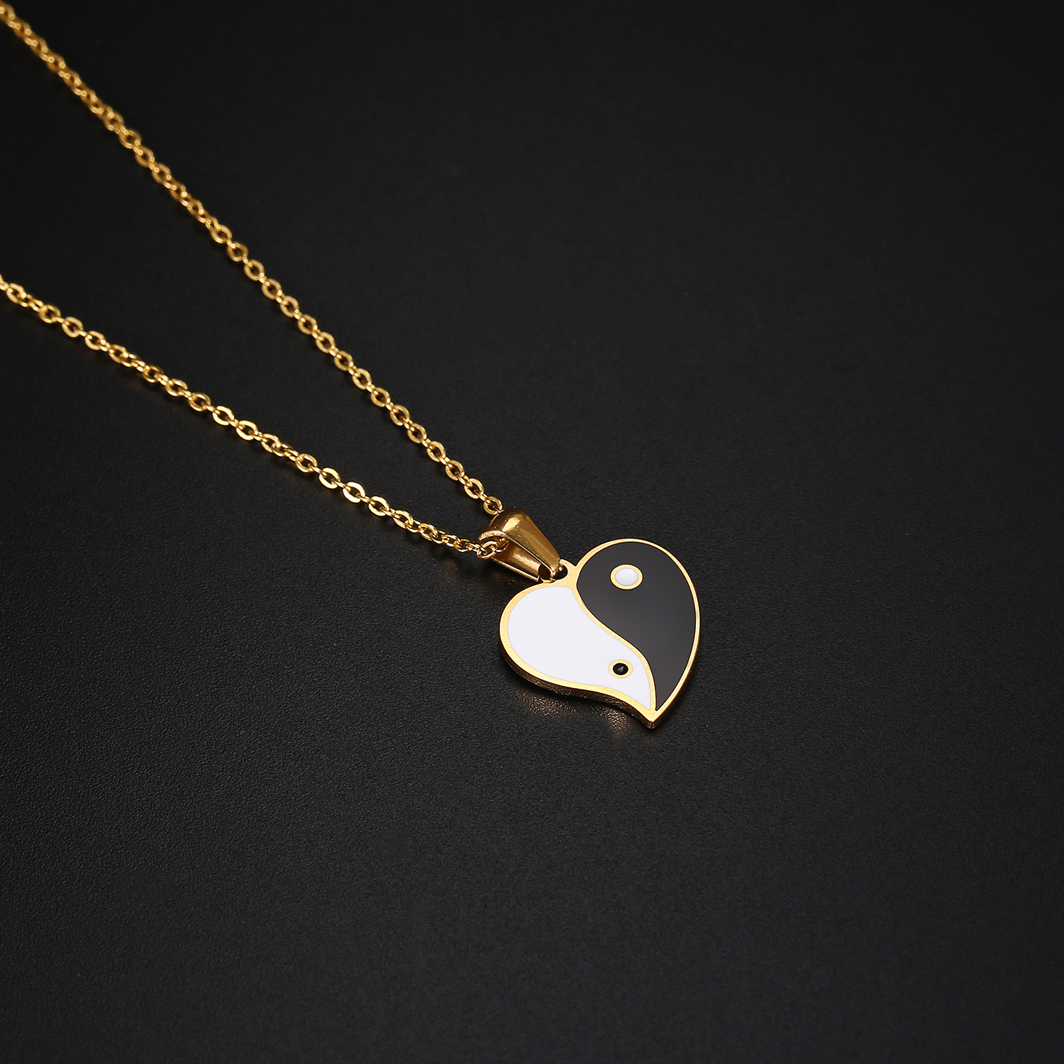304 Stainless Steel 18K Gold Plated Vintage Style Simple Style Epoxy Plating Round Necklace display picture 8