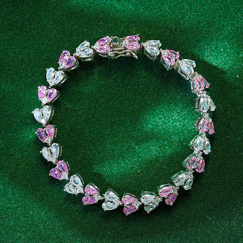 Elegant Heart Shape Copper Plating Inlay Rhinestones Platinum Plated Bracelets display picture 5