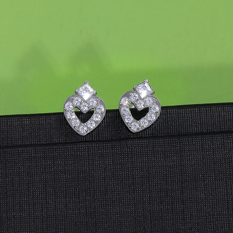 1 Pair Simple Style Solid Color Inlay Stainless Steel Zircon Ear Studs display picture 4