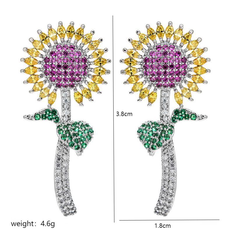 1 Pair Simple Style Classic Style Sunflower Plating Inlay Copper Zircon 18k Gold Plated Ear Studs display picture 3