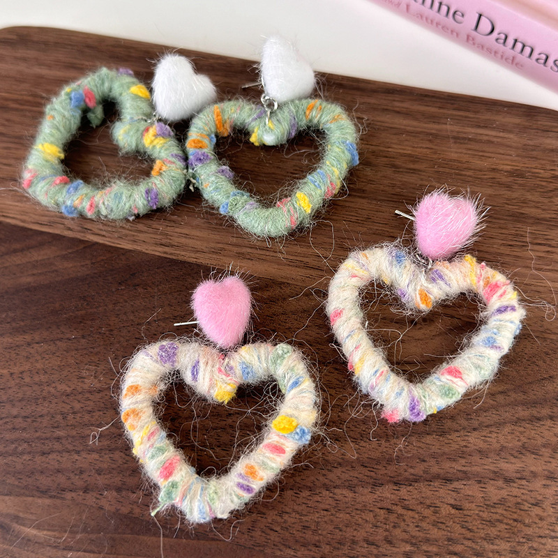 1 Pair Casual Cute Vacation Heart Shape Yarn Drop Earrings display picture 9