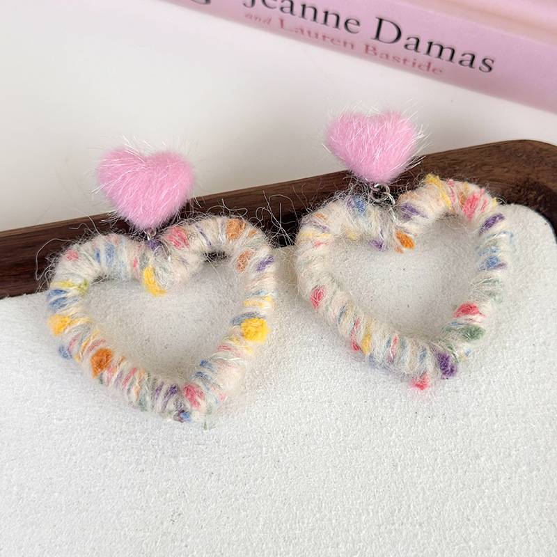 1 Pair Casual Cute Vacation Heart Shape Yarn Drop Earrings display picture 11