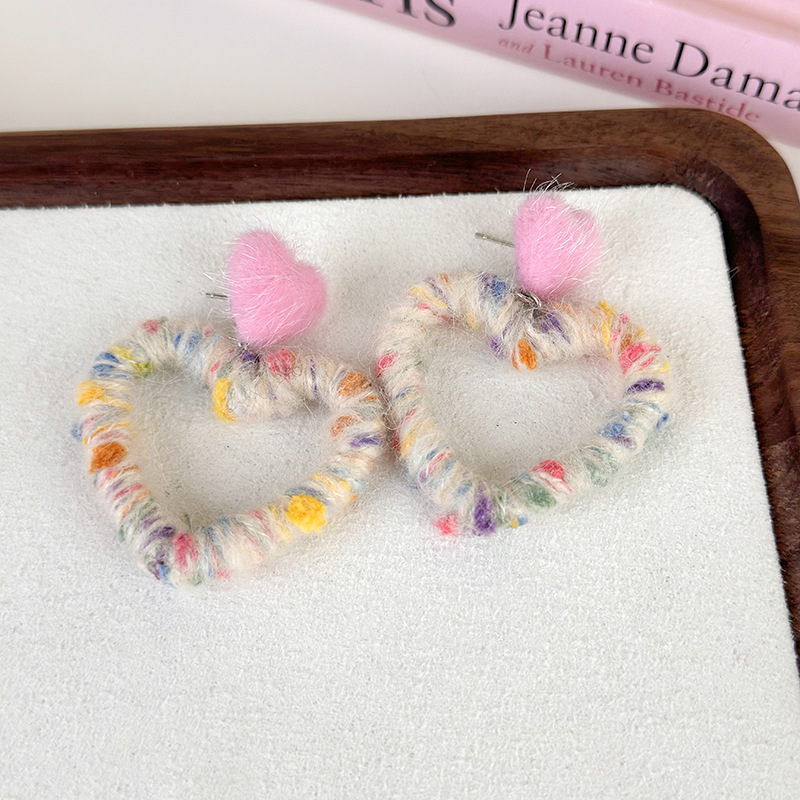 1 Pair Casual Cute Vacation Heart Shape Yarn Drop Earrings display picture 15