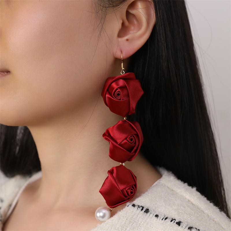 1 Pair Romantic Rose Alloy Cloth Drop Earrings display picture 7