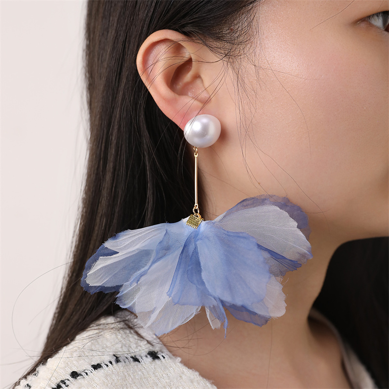 1 Pair Lady Flower Alloy Cloth Drop Earrings display picture 13