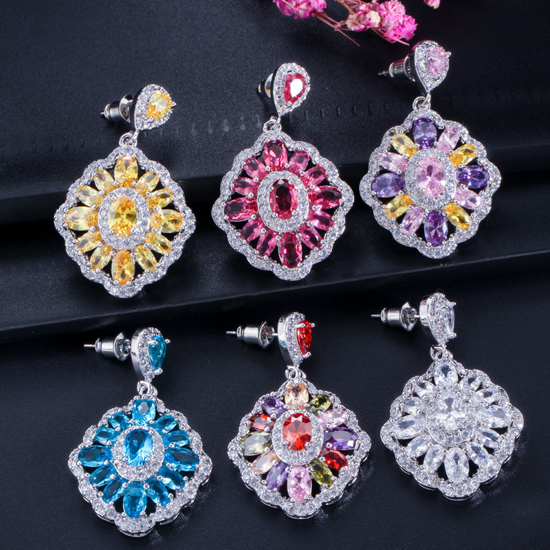 1 Pair Romantic Commute Rhombus Plating Inlay Copper Zircon Rhodium Plated Silver Plated Drop Earrings display picture 2