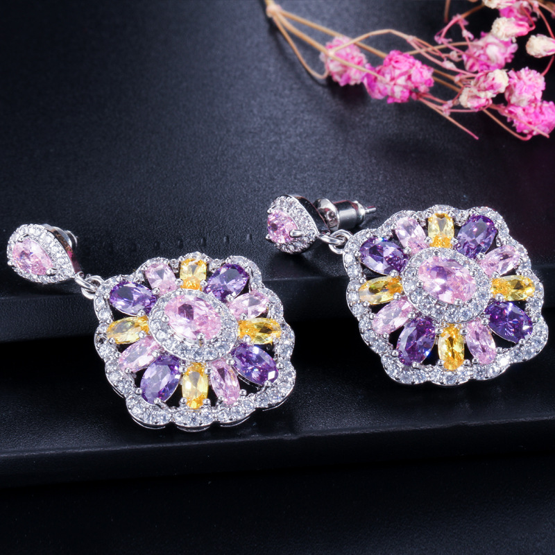 1 Pair Romantic Commute Rhombus Plating Inlay Copper Zircon Rhodium Plated Silver Plated Drop Earrings display picture 15