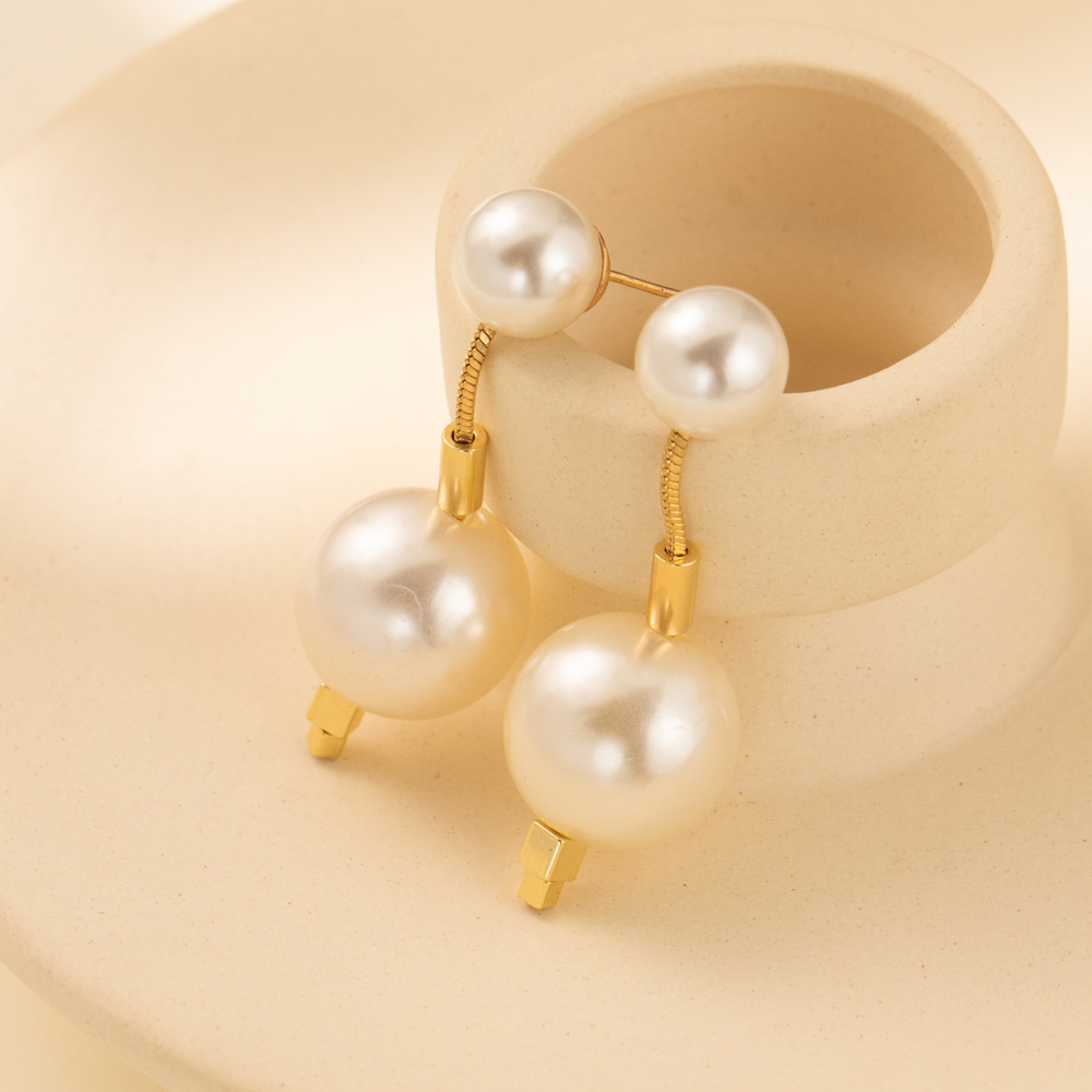1 Pair Vintage Style Sweet Solid Color Plating Imitation Pearl Drop Earrings display picture 1