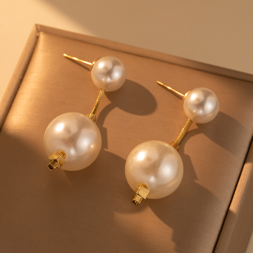 1 Pair Vintage Style Sweet Solid Color Plating Imitation Pearl Drop Earrings display picture 3