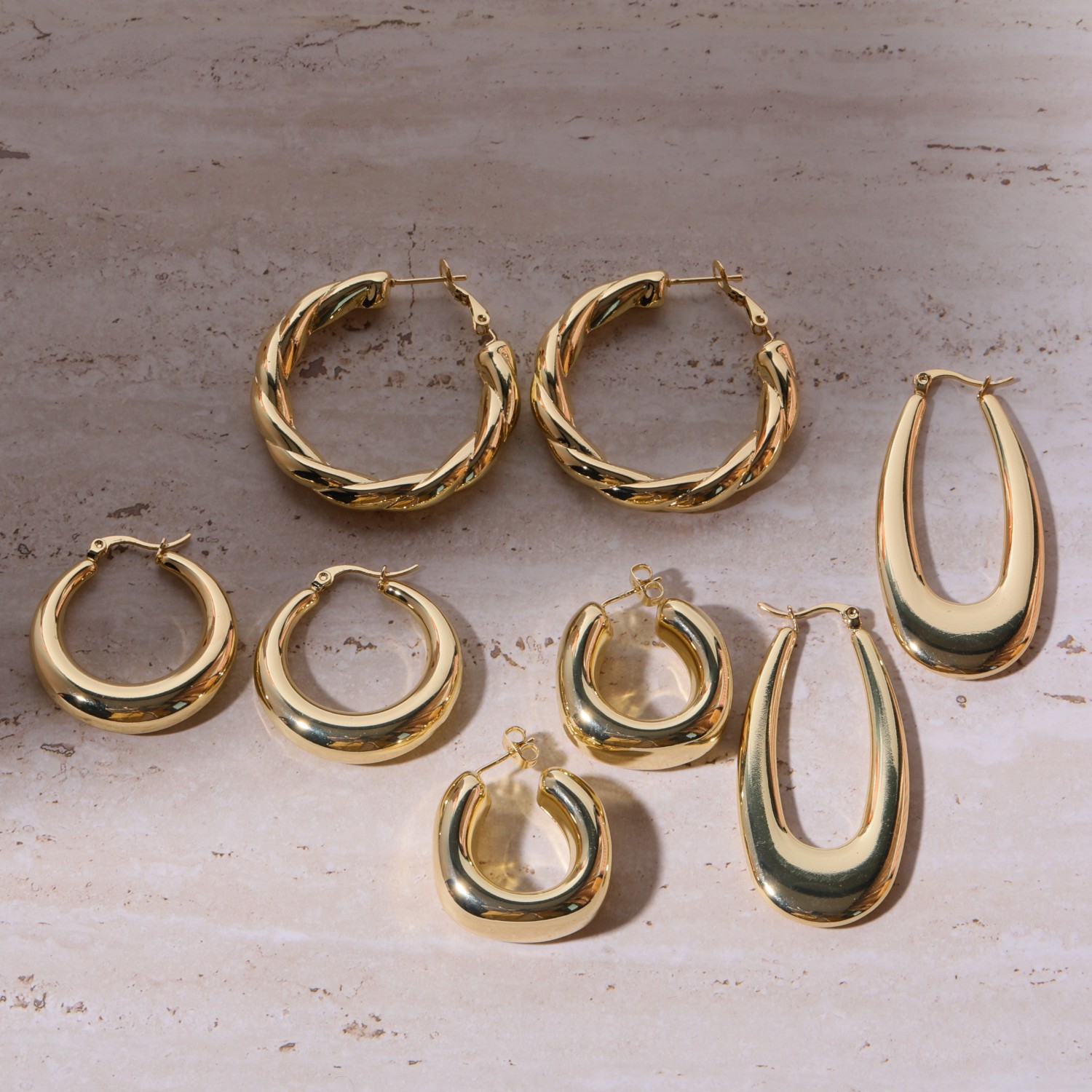1 Pair Simple Style Round Plating 201 Stainless Steel 304 Stainless Steel Gold Plated Earrings display picture 5