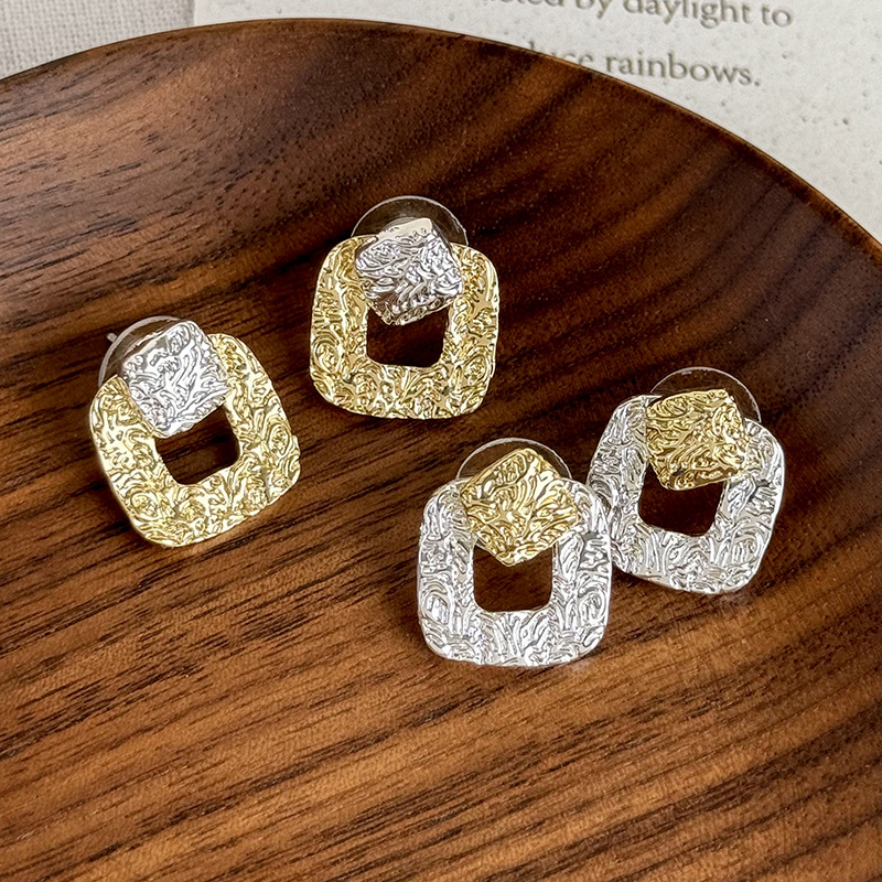 1 Pair Lady Square Plating Alloy White Gold Plated Gold Plated Drop Earrings display picture 4