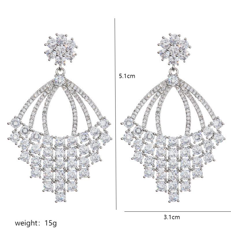 1 Pair Elegant Glam Geometric Plating Copper Zircon 18k Gold Plated White Gold Plated Drop Earrings display picture 1