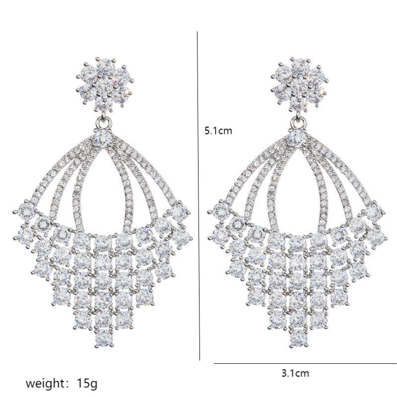 1 Paire Élégant Glamour Géométrique Placage Le Cuivre Zircon Plaqué Or 18k Or Blanc Plaqué Boucles D'oreilles display picture 1