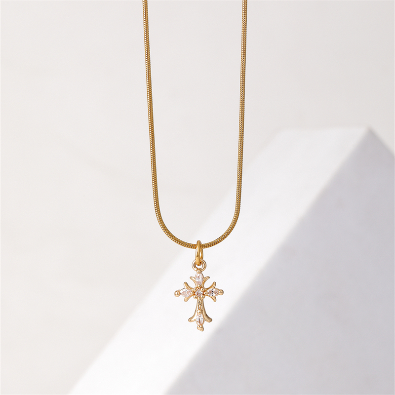 Wholesale IG Style Simple Style Cross 304 Stainless Steel Copper Plating Inlay K Gold Plated Rhodium Plated Zircon Necklace display picture 3