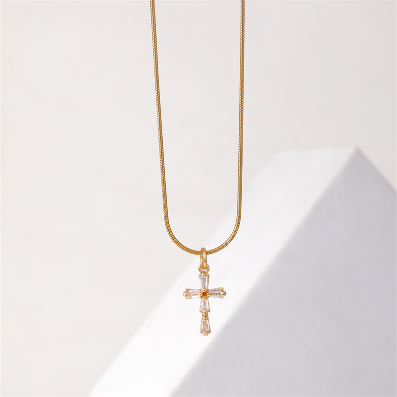 Wholesale IG Style Simple Style Cross 304 Stainless Steel Copper Plating Inlay K Gold Plated Rhodium Plated Zircon Necklace display picture 5