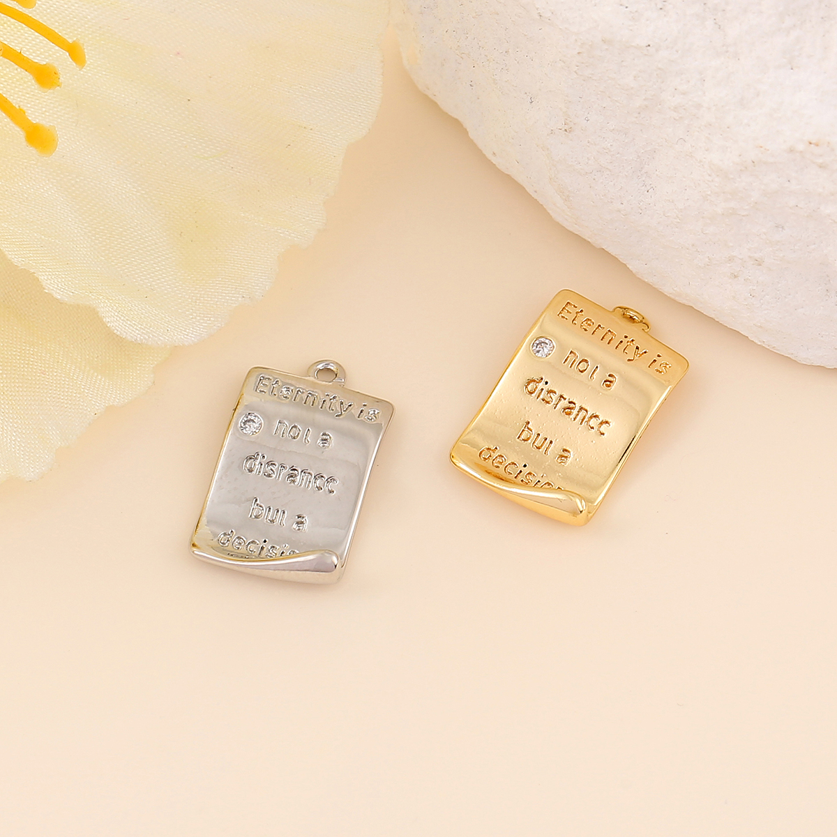 Retro Simple Style Classic Style Letter Square Copper Plating Inlay Zircon 18k Gold Plated White Gold Plated Jewelry Accessories display picture 8
