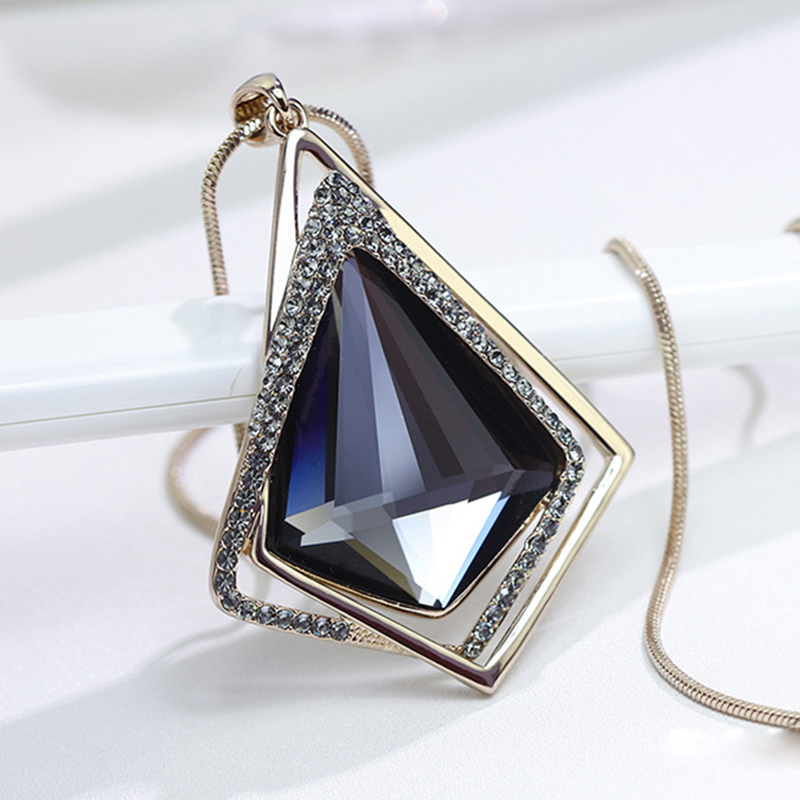 Simple Style Classic Style Rhombus Alloy Glass Copper Inlay Artificial Rhinestones Sweater Chain display picture 5