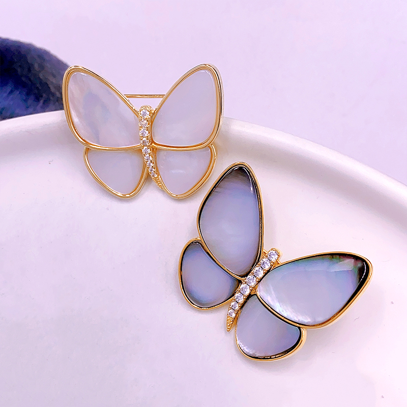 Elegant Glam Leaf Flower Butterfly Brass Plating Inlay Shell Zircon Women's Brooches 1 Piece display picture 4