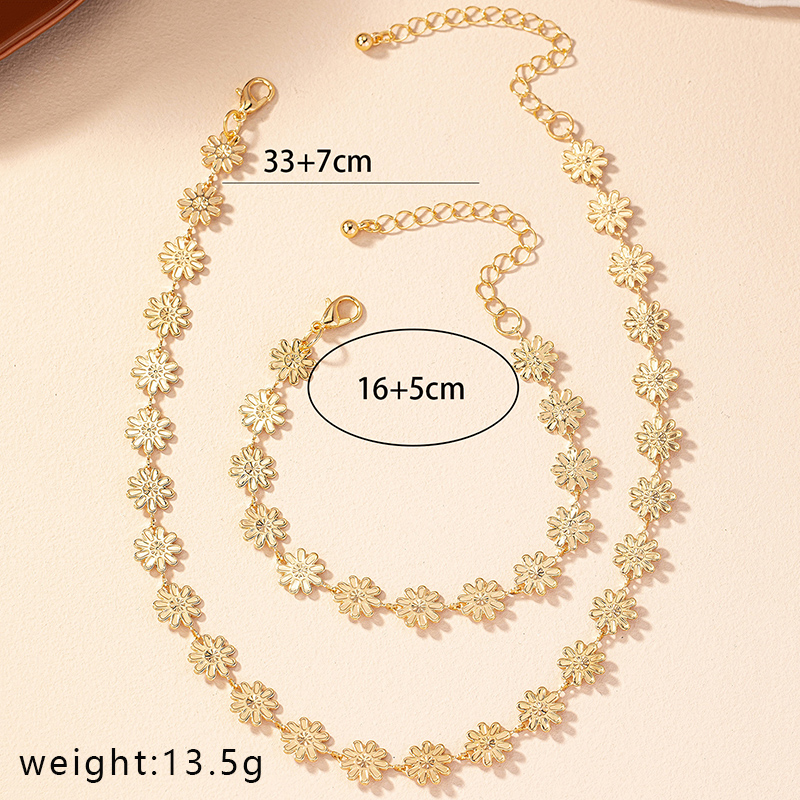 Klassisch Einfacher Stil Einfarbig Gänseblümchen Legierung Überzug Vergoldet Frau Armbänder Halskette display picture 5