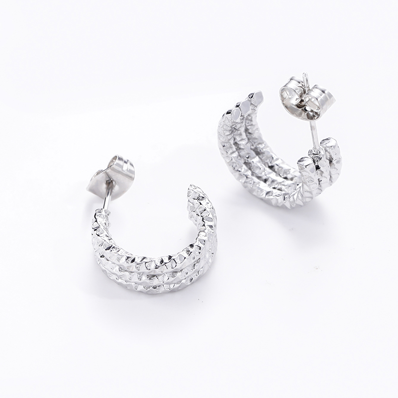 1 Pair Simple Style Classic Style C Shape Polishing Stainless Steel Ear Studs display picture 2