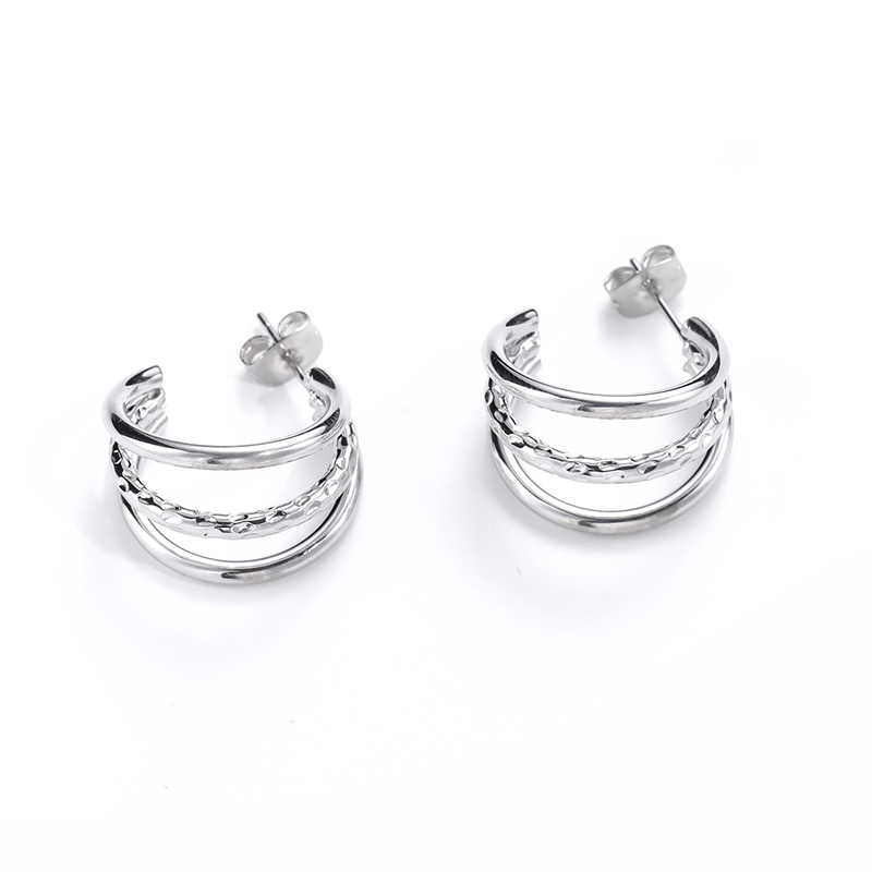 1 Pair Simple Style Classic Style C Shape Polishing Stainless Steel Ear Studs display picture 16