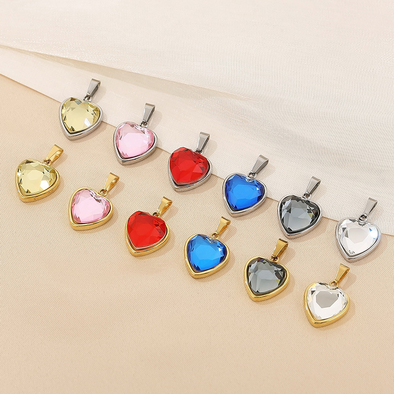 1 Piece Stainless Steel Zircon 18K Gold Plated Heart Shape Polished Pendant display picture 3