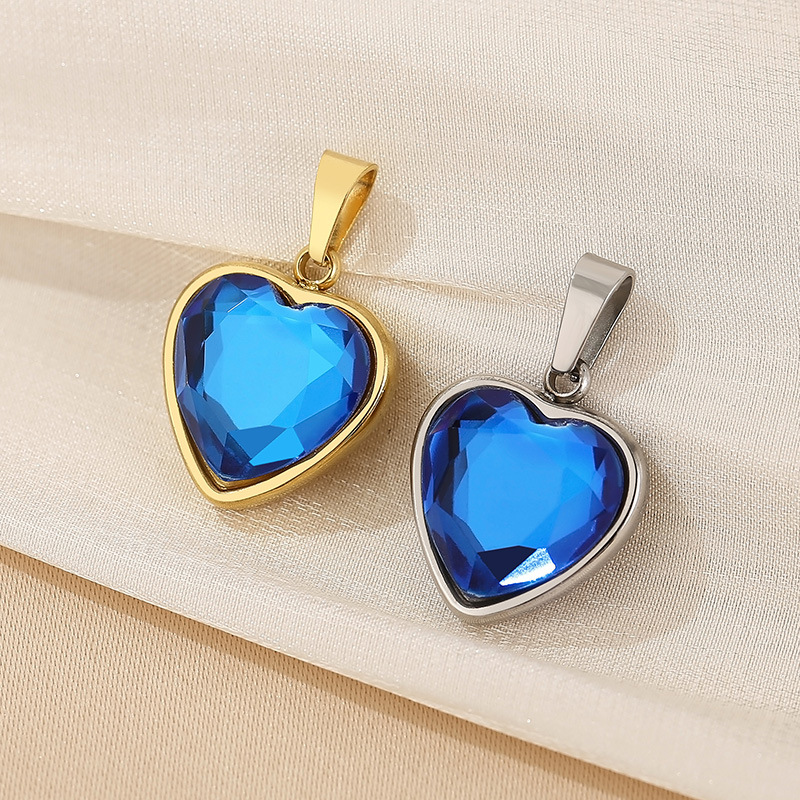 1 Piece Stainless Steel Zircon 18K Gold Plated Heart Shape Polished Pendant display picture 11