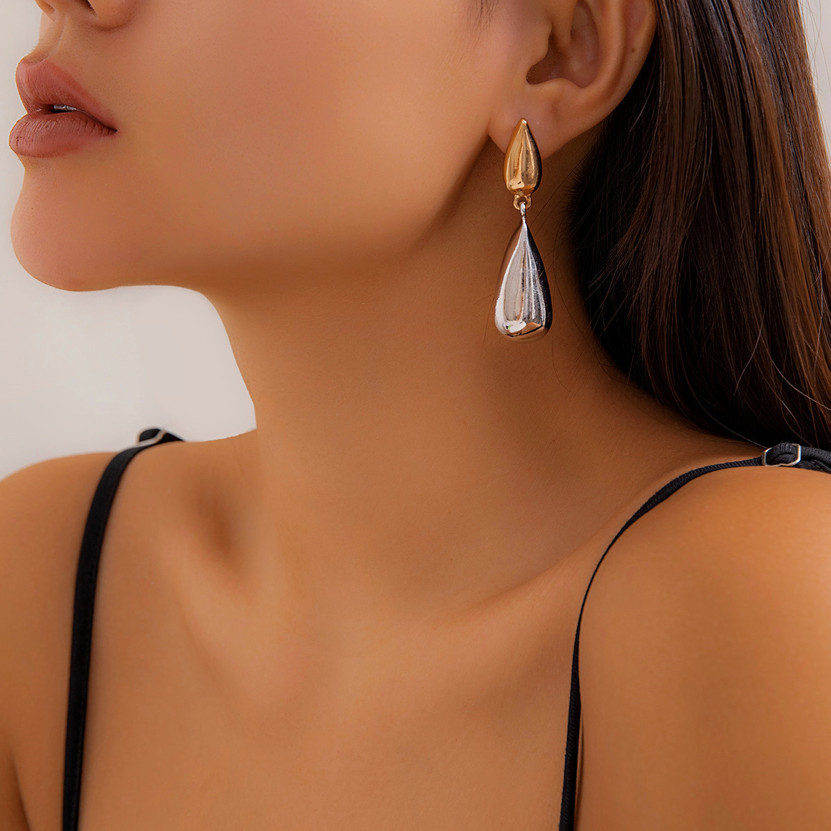 1 Pair Elegant Simple Style Water Droplets Plating Alloy Drop Earrings display picture 2