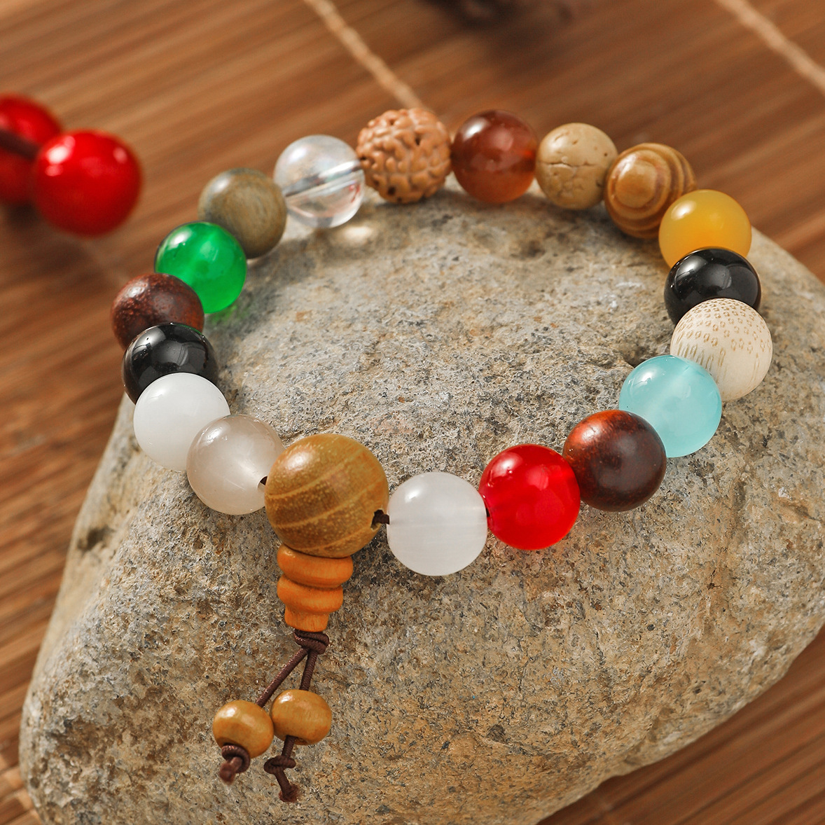 Retro Geometric Wooden Beads Beaded Unisex Bracelets display picture 1