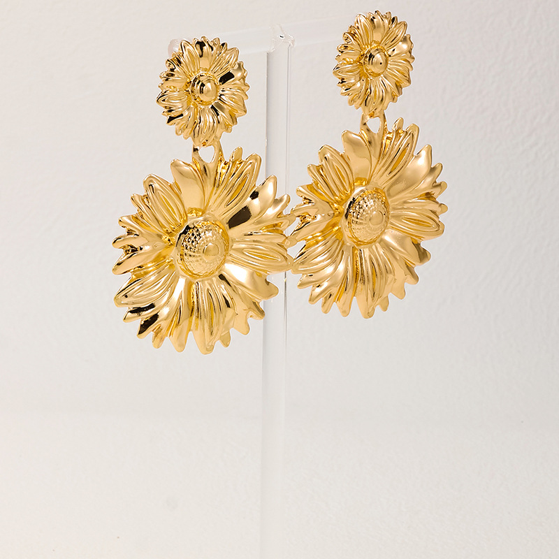 1 Piece Exaggerated Vacation Flower Alloy Drop Earrings display picture 4