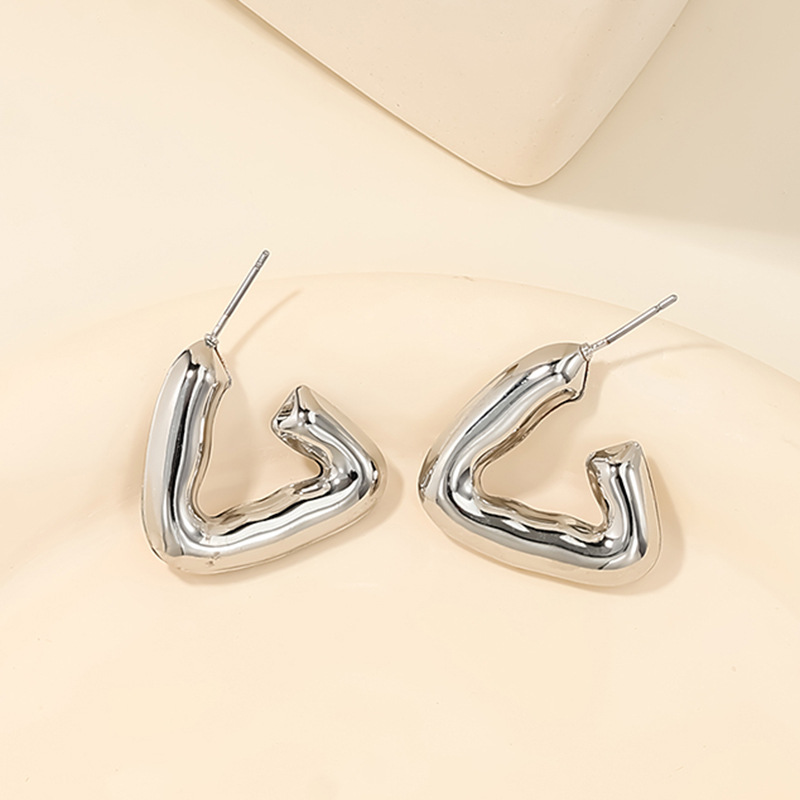 1 Piece Ig Style Simple Style Commute Triangle Metal Alloy Ear Studs display picture 5