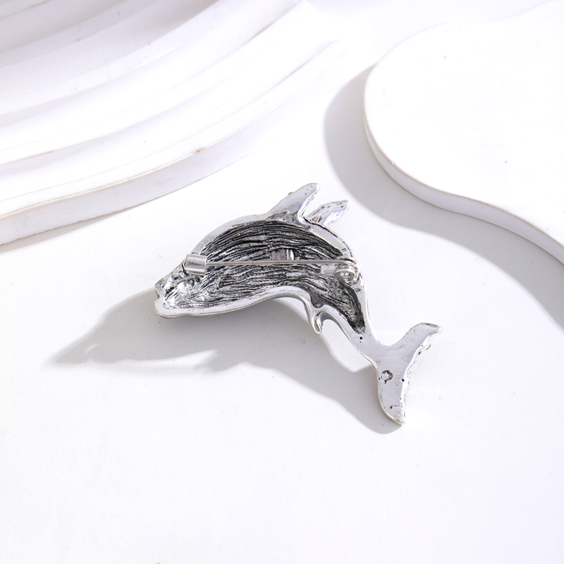 Estilo Clásico Animal Delfín Caballo Aleación Embutido Diamantes De Imitación Unisexo Broches display picture 12
