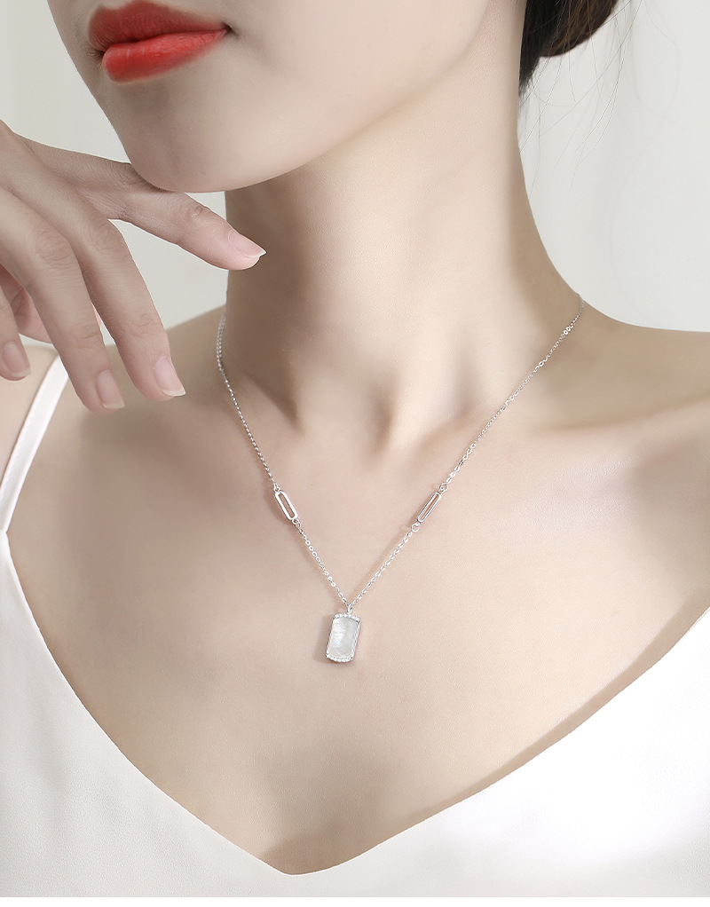 Simple Style Geometric Sterling Silver Polishing Plating Inlay Shell Zircon Pendant Necklace display picture 1