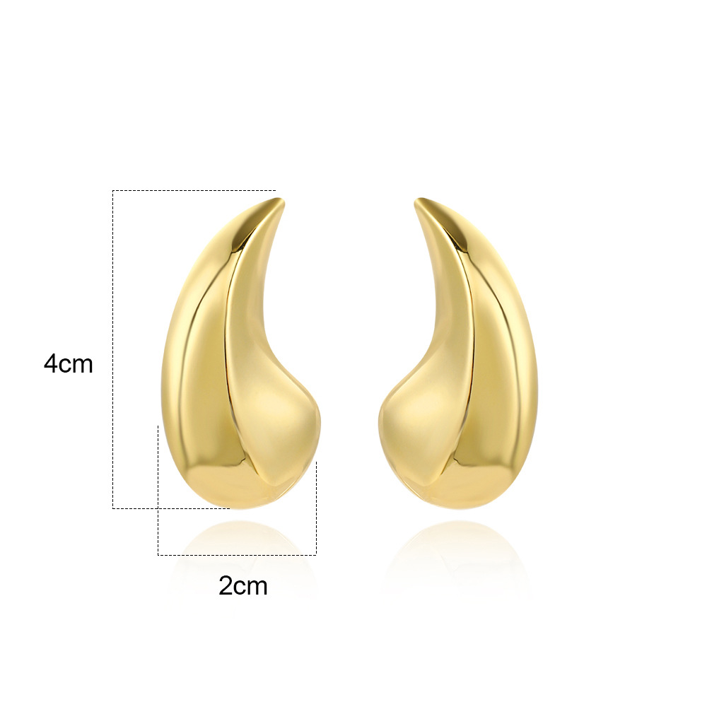 1 Paire Style Simple Les Gouttelettes D'eau Placage Le Cuivre Plaqué Or Boucles D'oreilles display picture 1