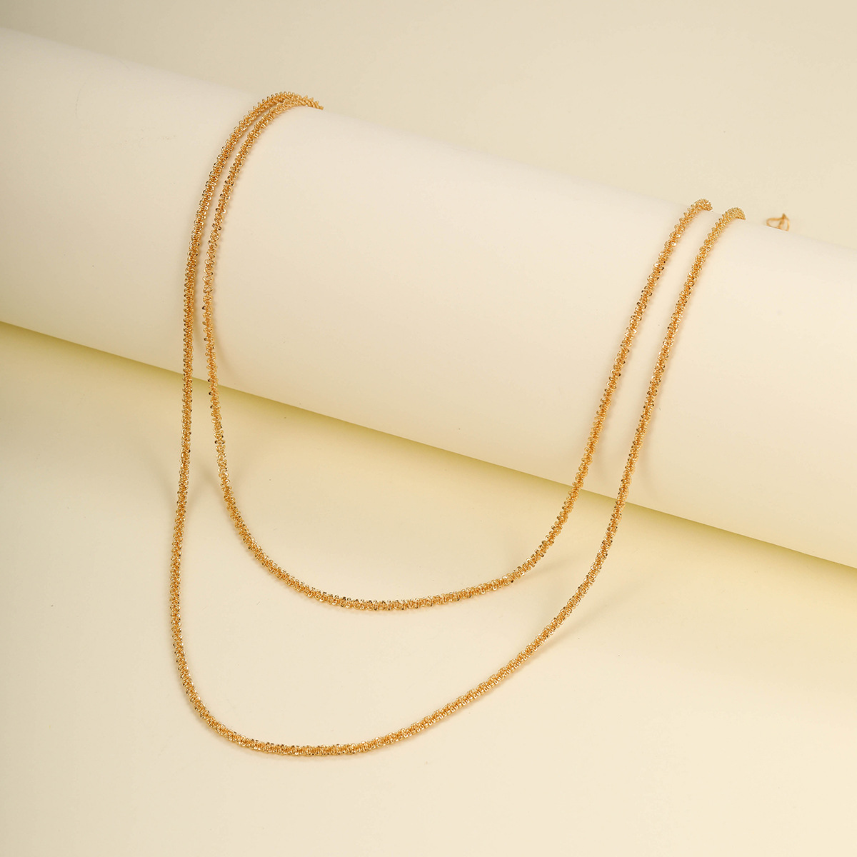 Simple Style Classic Style Solid Color Gold Plated Alloy Wholesale Layered Necklaces display picture 4