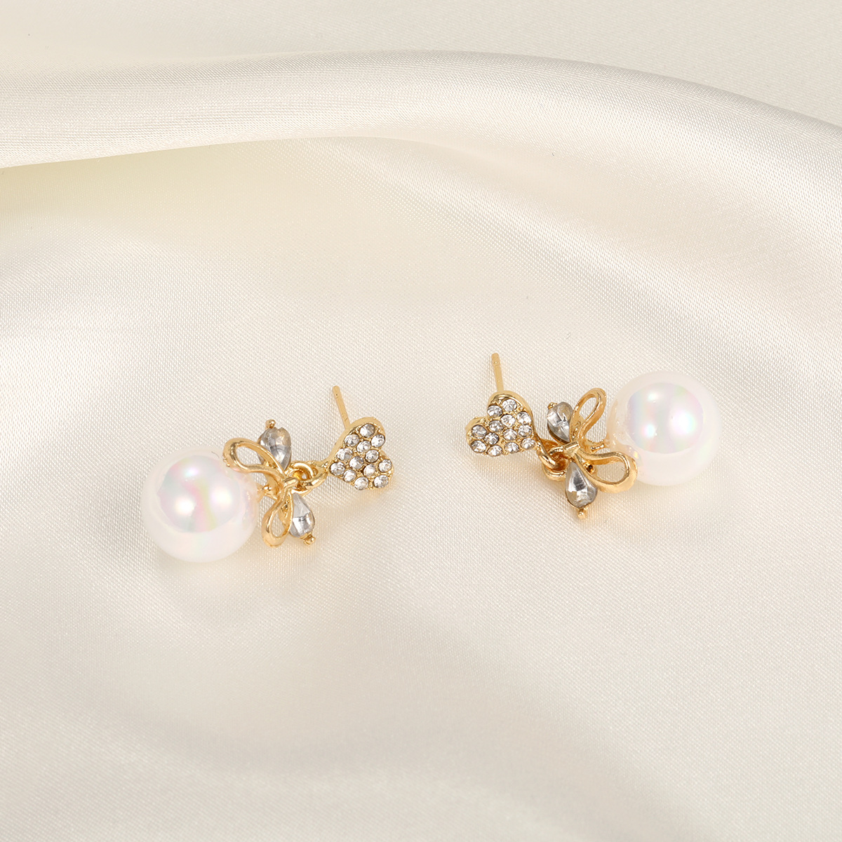 1 Pair Ig Style Sweet Heart Shape Bow Knot Pearl Inlay Alloy Rhinestones Drop Earrings display picture 4