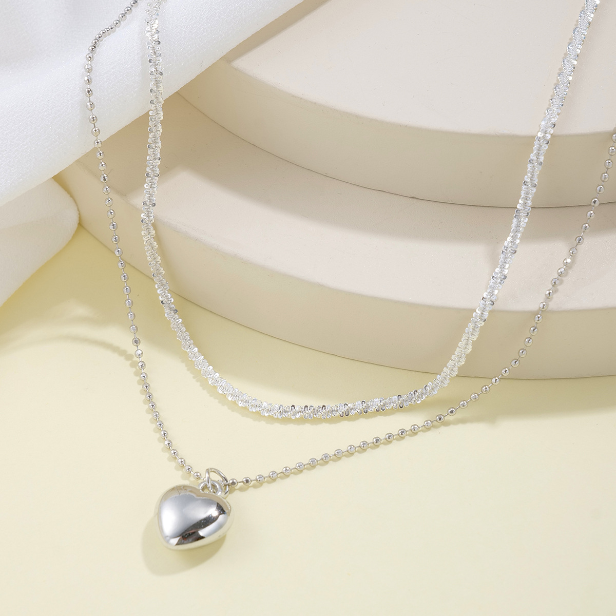 Simple Style Classic Style Heart Shape Alloy Plating Gold Plated Women's Layered Necklaces display picture 5