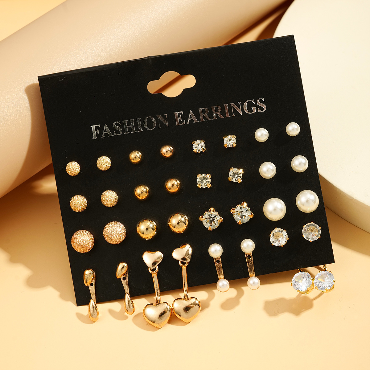 Wholesale Jewelry Simple Style Heart Shape Alloy Zircon Inlay Ear Studs display picture 5