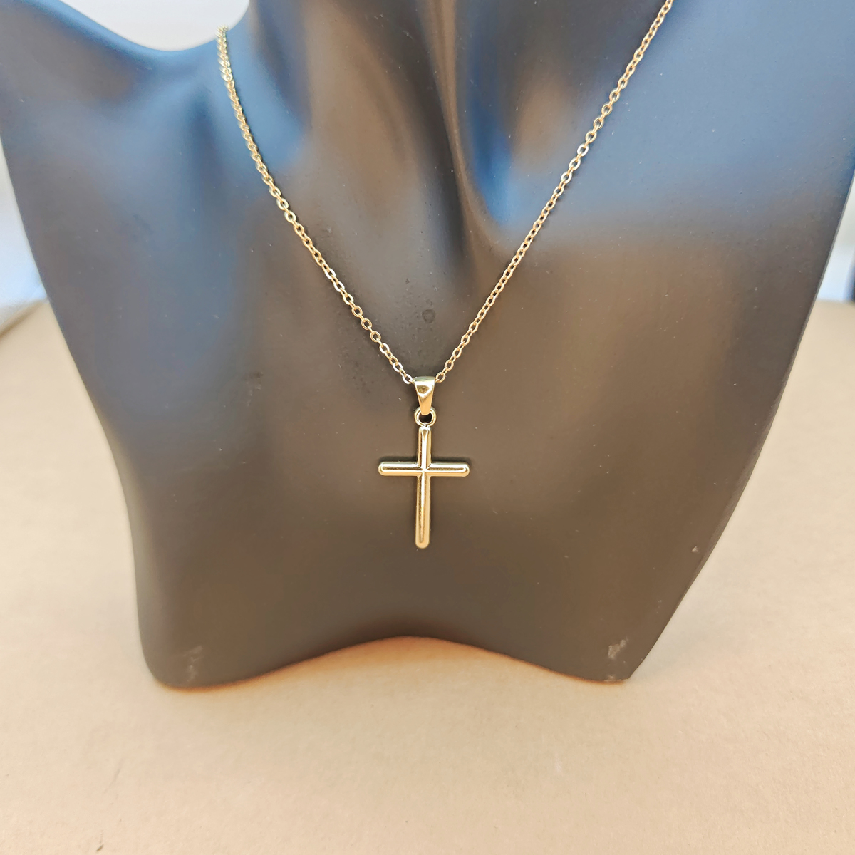 Classic Style Cross Stainless Steel Inlay Rhinestones Pendant Necklace display picture 17