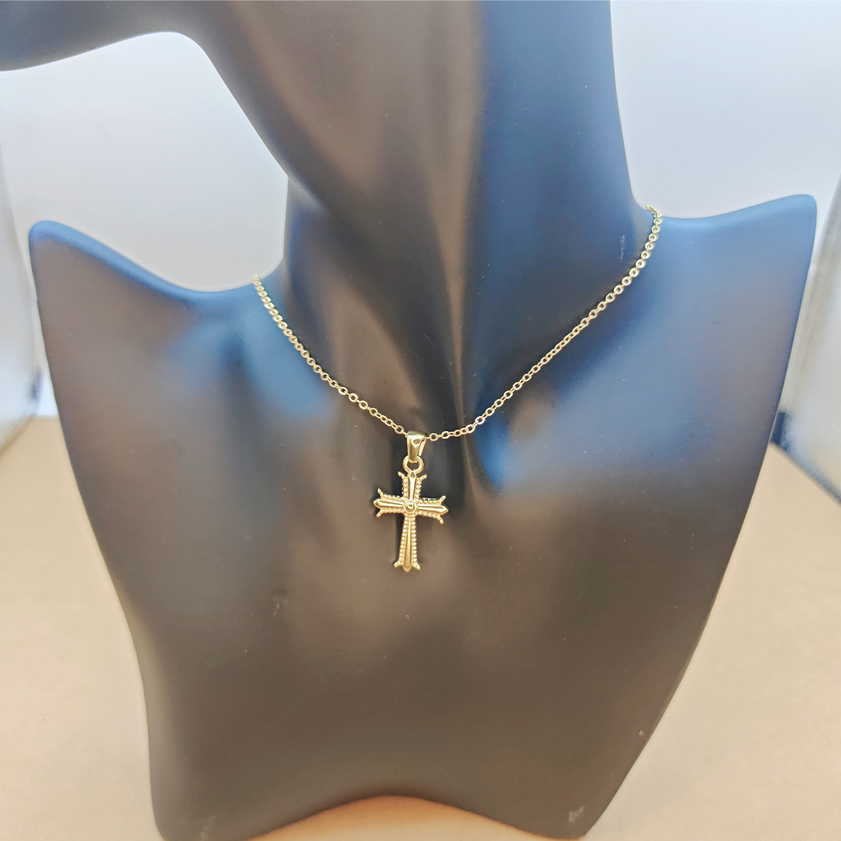 Classic Style Cross Stainless Steel Inlay Rhinestones Pendant Necklace display picture 18