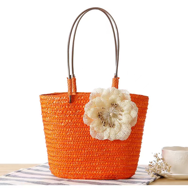 Women's Straw Flower Vacation Beach Weave Flowers Sewing Thread Bucket String Handbag Straw Bag display picture 13