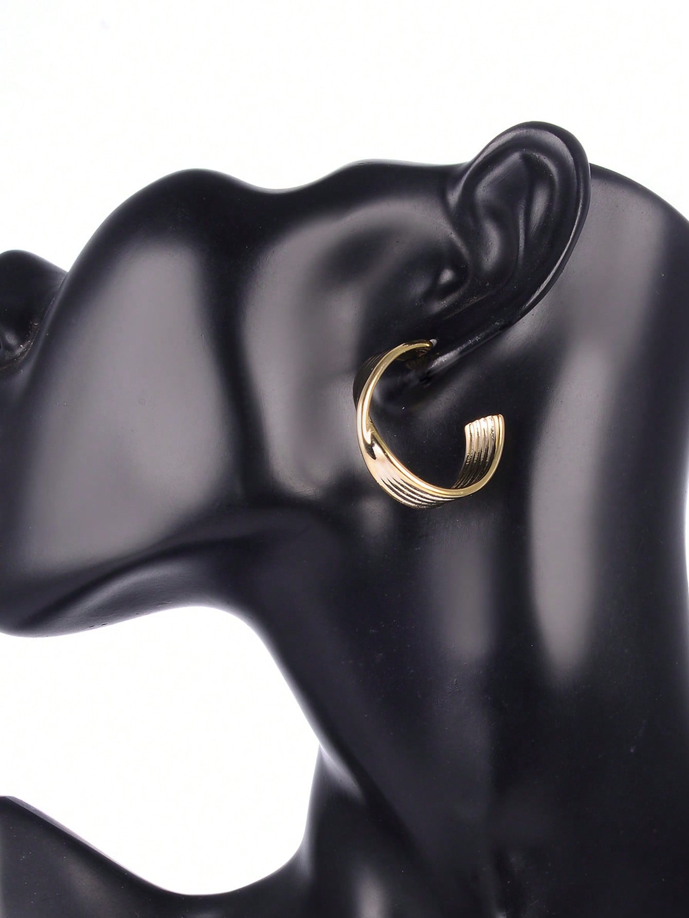 1 Paire Élégant Style Simple Forme C Géométrique Placage Incruster Alliage Perles Artificielles Boucles D'oreilles display picture 10