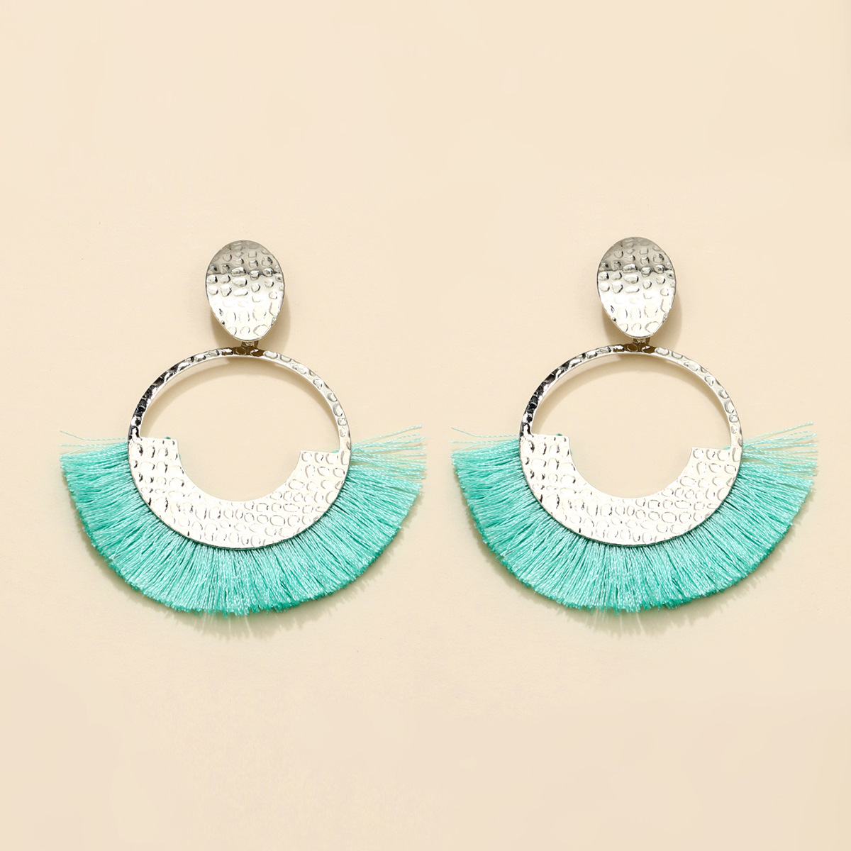 1 Pair Retro Color Block Plating Alloy Gold Plated Drop Earrings display picture 1