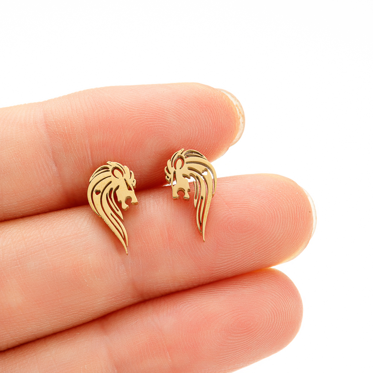 1 Pair Simple Style Lion Polishing Plating Stainless Steel 18k Gold Plated Ear Studs display picture 6