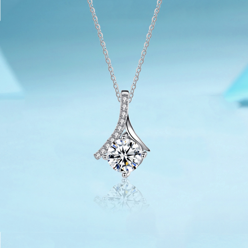 Elegant Classic Style Round Sterling Silver Gra Plating Inlay Moissanite 18k Gold Plated Pendant Necklace display picture 4