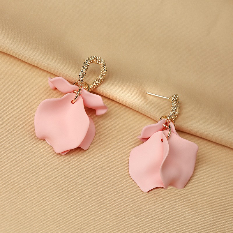 1 Pair Elegant Flower Inlay Alloy Acrylic Drop Earrings display picture 4